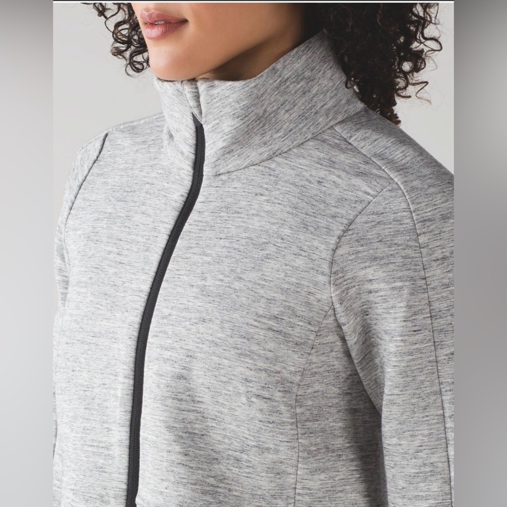 Lululemon Going Places Jacket- Size 4 - Picture 2 of 10